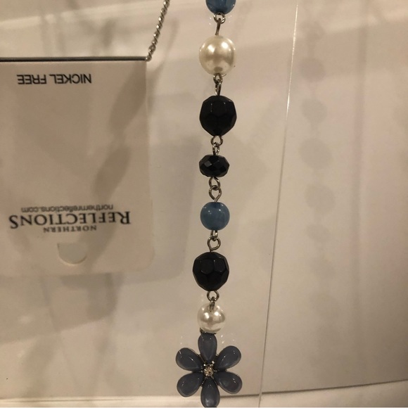 3/$20 Northern Reflections Long Necklace NWT - Picture 3 of 10